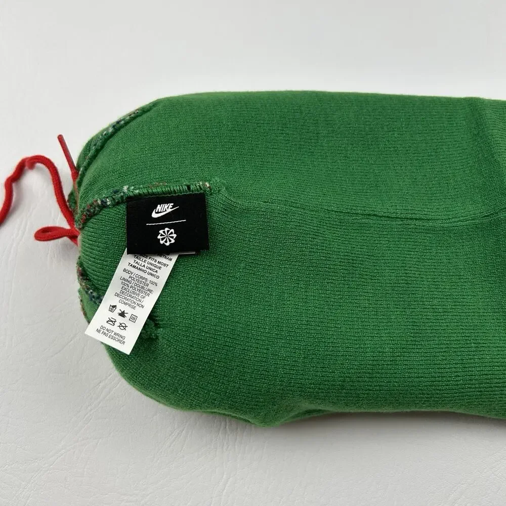 Nike Christmas Pom Beanie Hat Green Reindeer Just Do It Cuffed One Size NWT